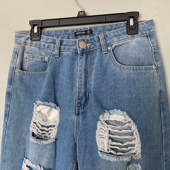 Nasty Gal Blue High Waisted Distressed Mom Jean Light Wash Size 6 - Picture 3 of 7